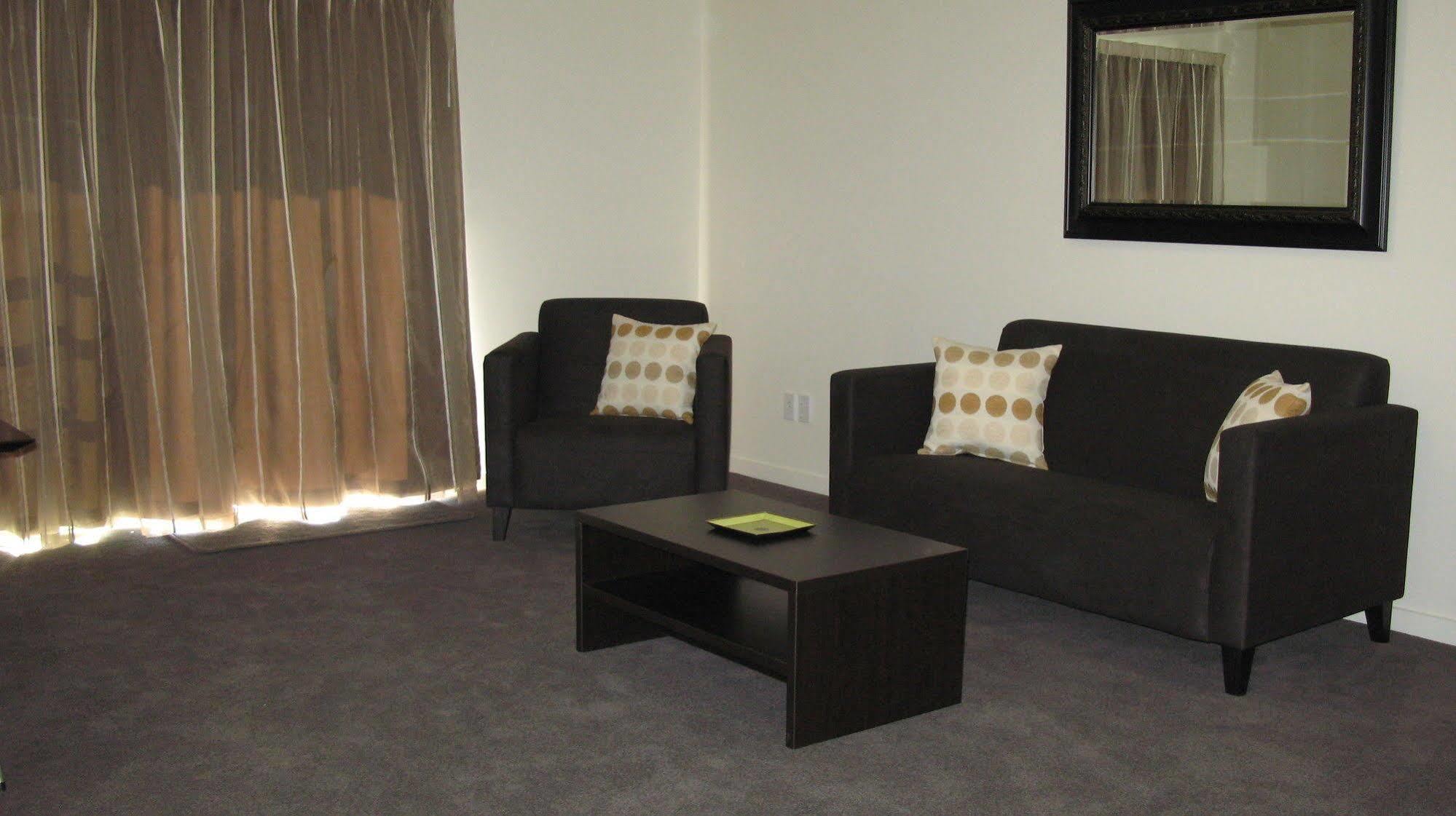 Pegasus Gateway Motels & Apartments Рангіора Екстер'єр фото